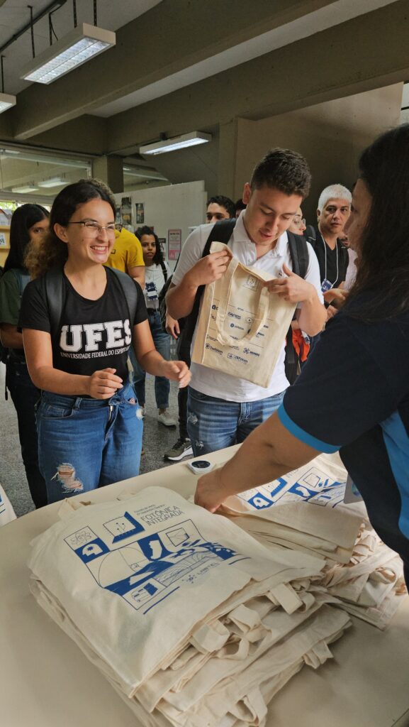 1ª Escola de Verão em Fotônica Integrada