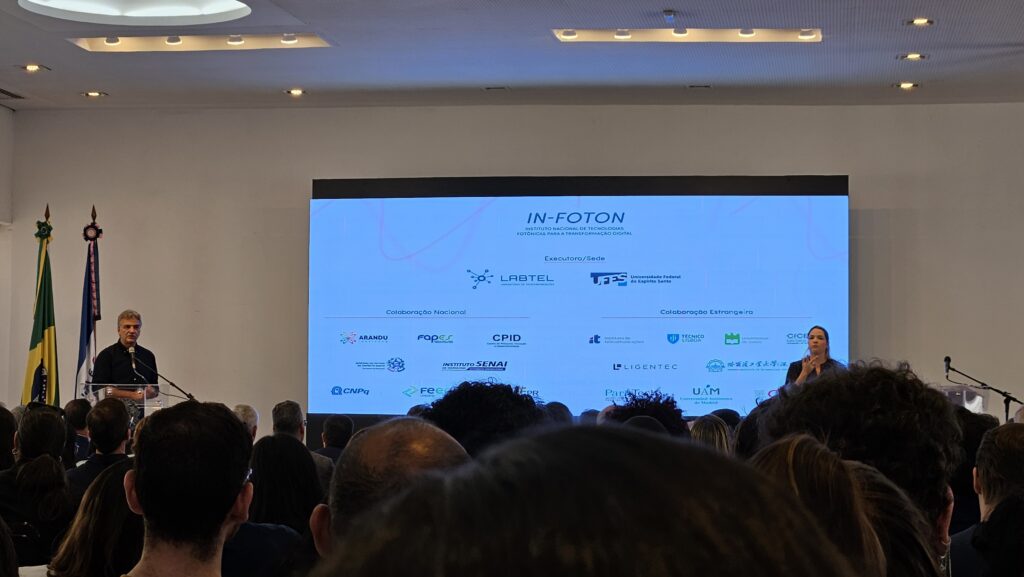 Apresentação IN-FOTON no Palácio Anchieta