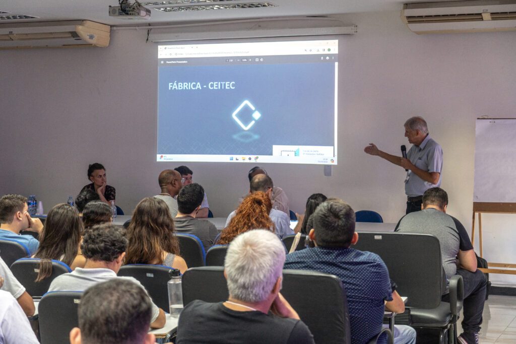 1ª Escola de Verão em Fotônica Integrada